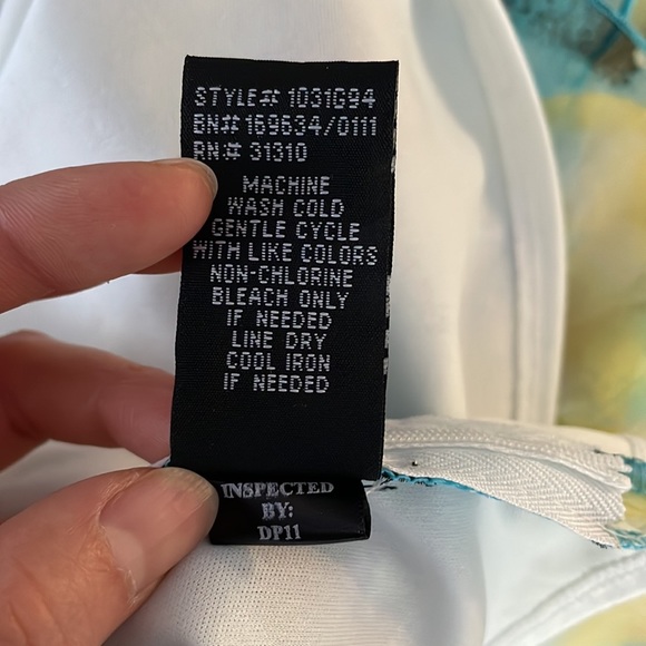 BCX Abstract Watercolor Ruffle Halter Top Tie-Neck on Back in Small - Picture 9 of 9